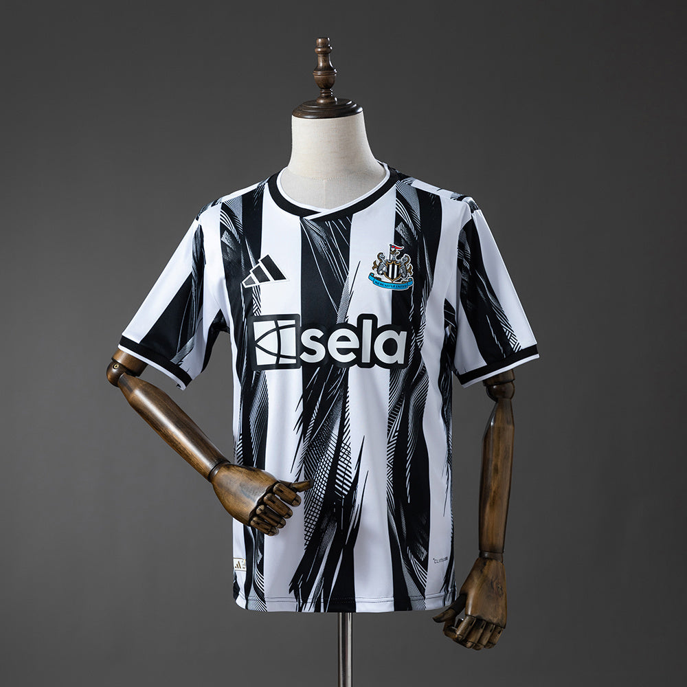 Newcastle Domicile 26/27 version Pro