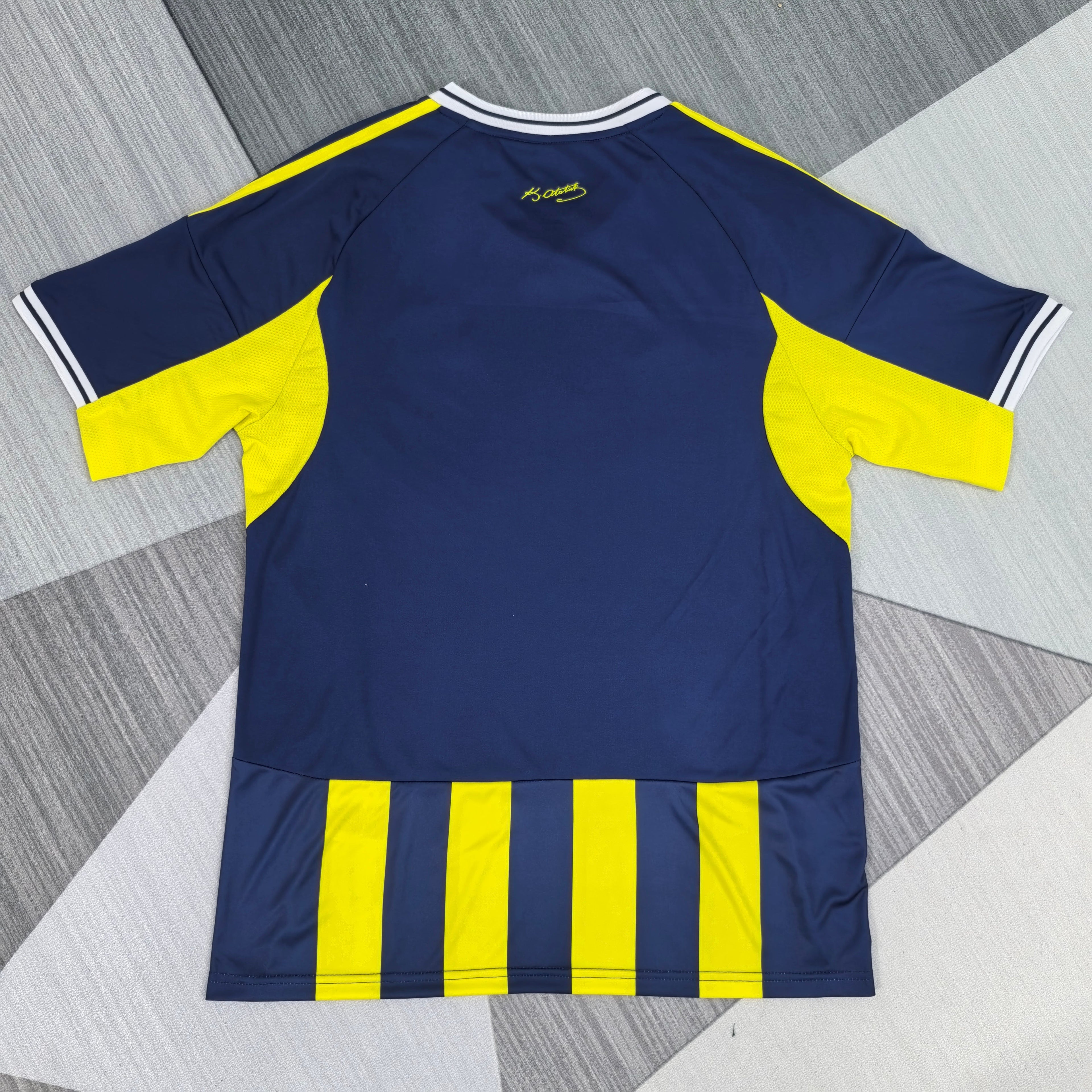Fenerbahce Domicile 25/26 version Fan