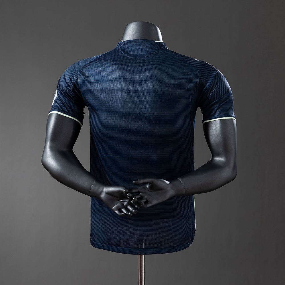 Real Madrid Extérieur 25/26 version Pro