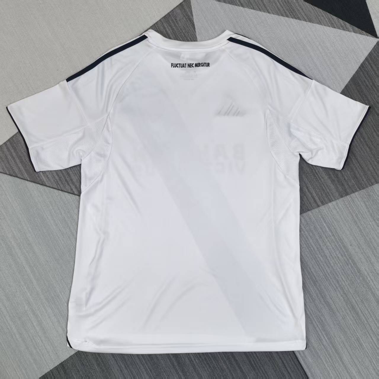 Paris Fc extérieur 25/26 version Fan