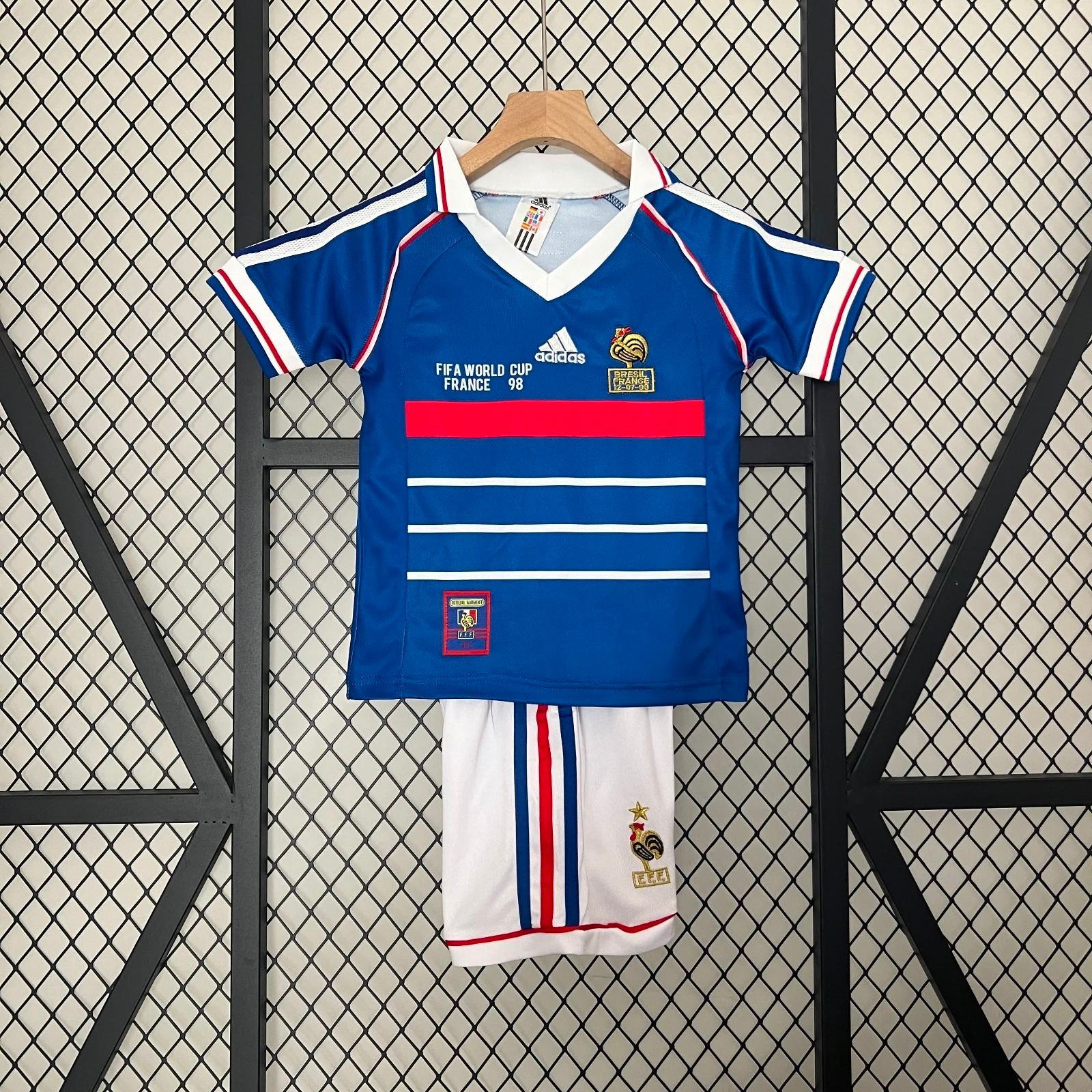1998/1999 Ensemble Enfant France Rétro