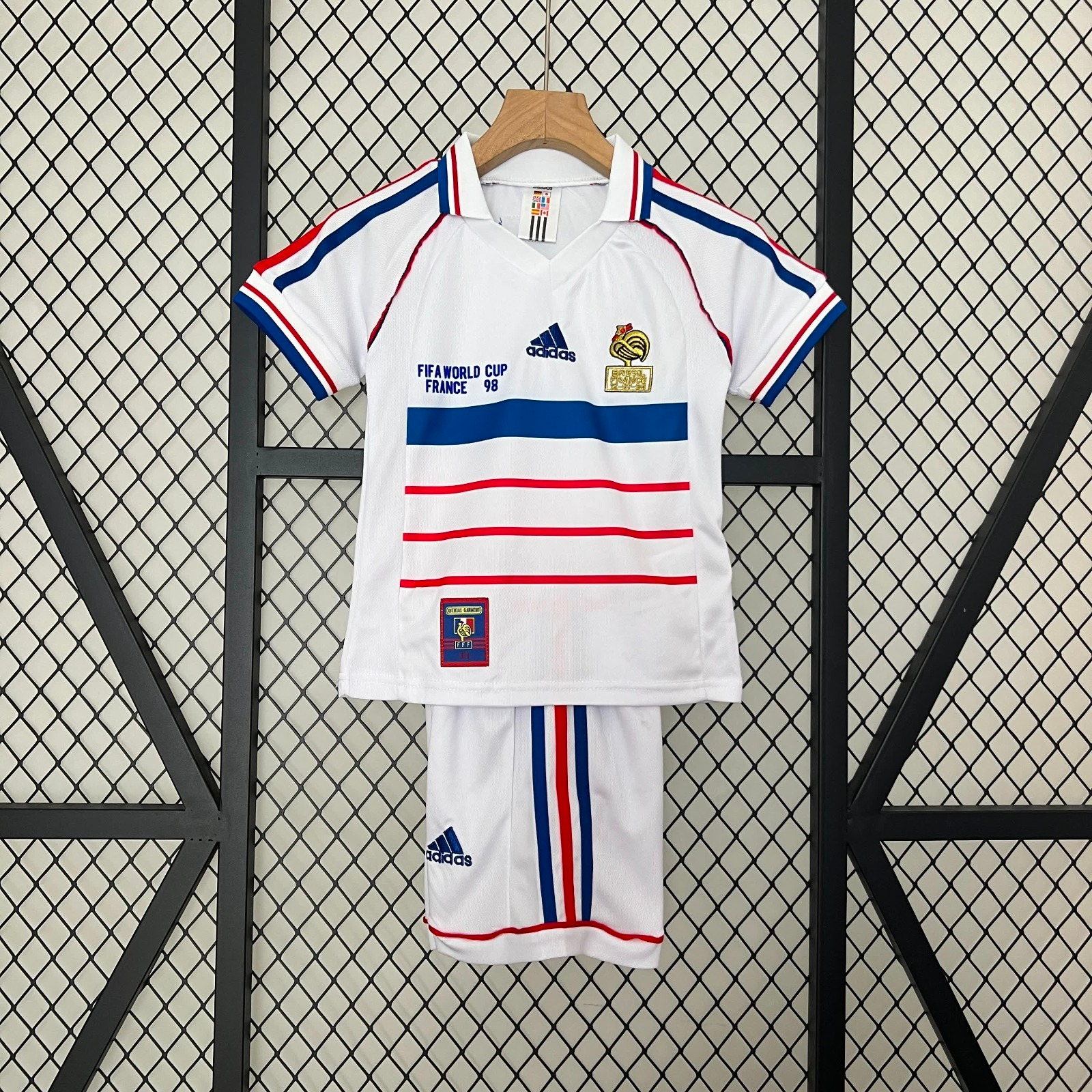 1998/1999 Ensemble Enfant France Rétro